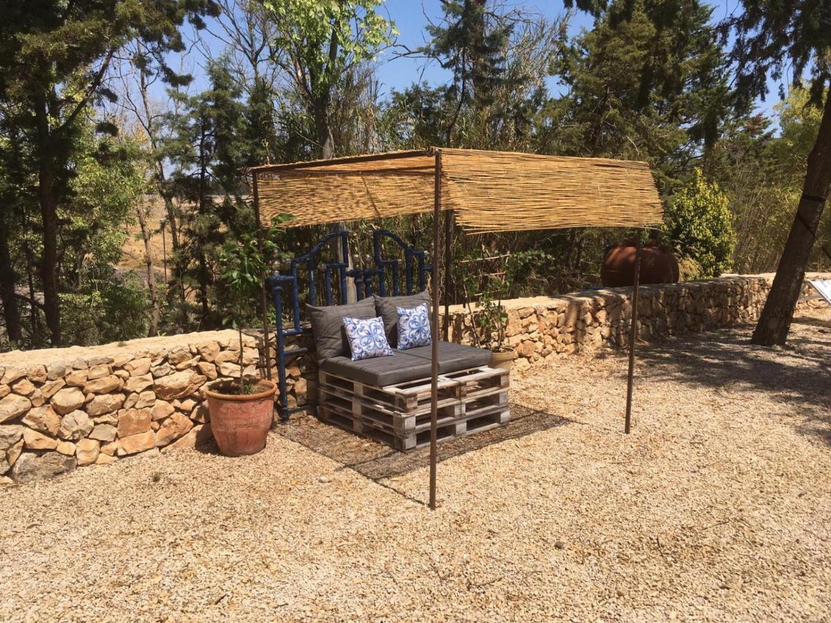 Petra - Country House Monteroni di Lecce Bagian luar foto