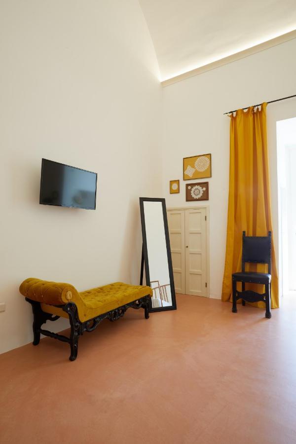 Petra - Country House Monteroni di Lecce Bagian luar foto
