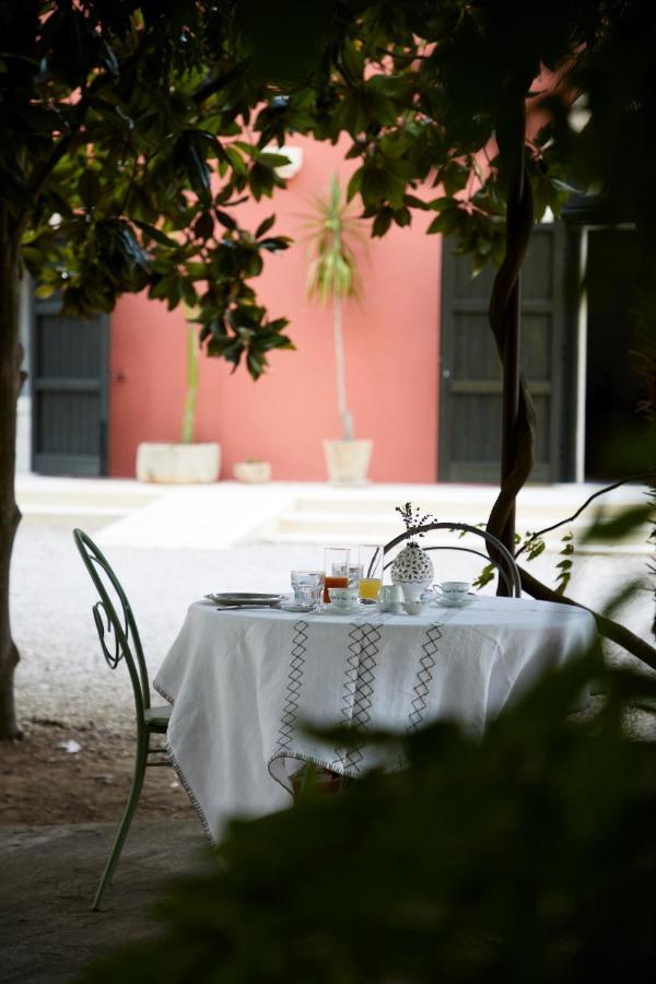 Petra - Country House Monteroni di Lecce Bagian luar foto