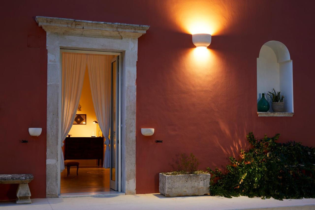 Petra - Country House Monteroni di Lecce Bagian luar foto